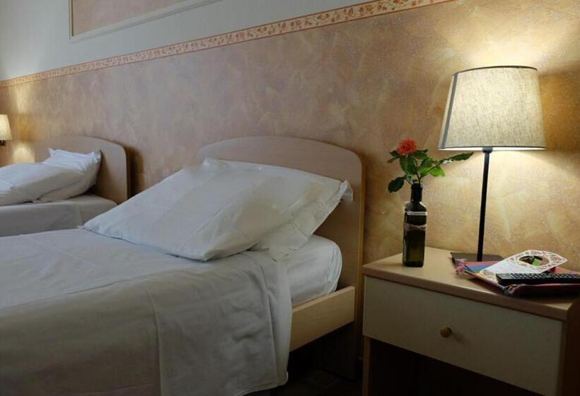 Номер Стандарт, Hostel Il Tetto