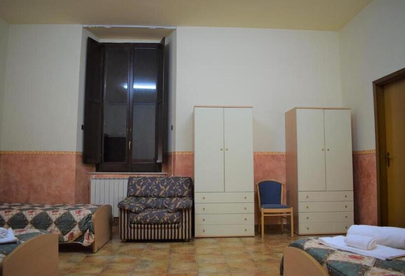 Четырехместный Номер Стандарт, Hostel Il Tetto