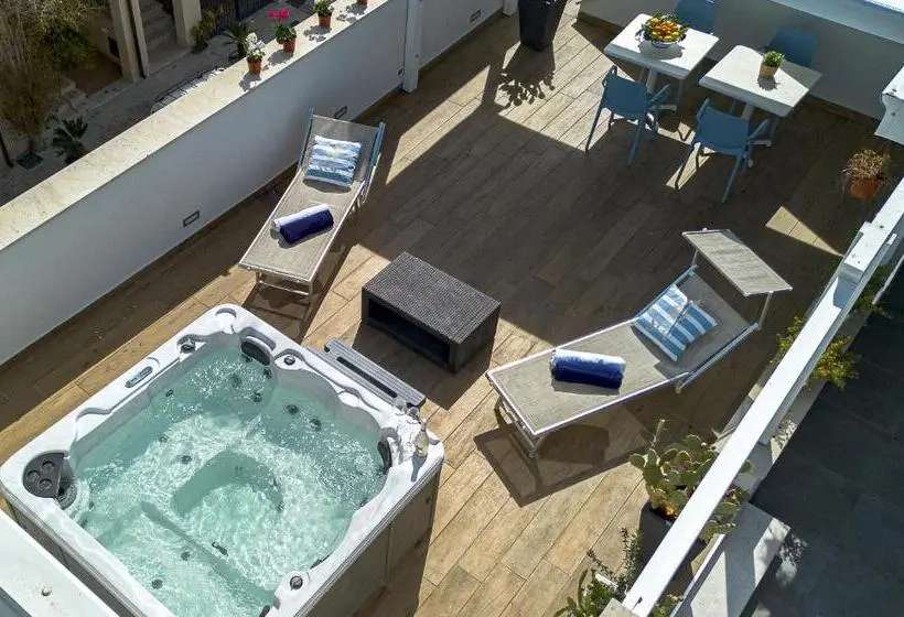 テラス付スイート, Acquarò Suite Jacuzzi