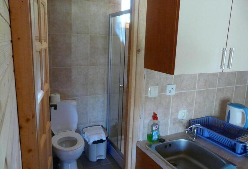 آپارتمان 1 خوابه با چشمانداز باغ, Guest House Jadran Pol