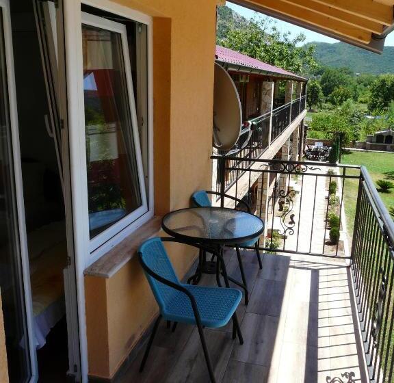 اتاق استاندارد با بالکن, Guest House Jadran Pol