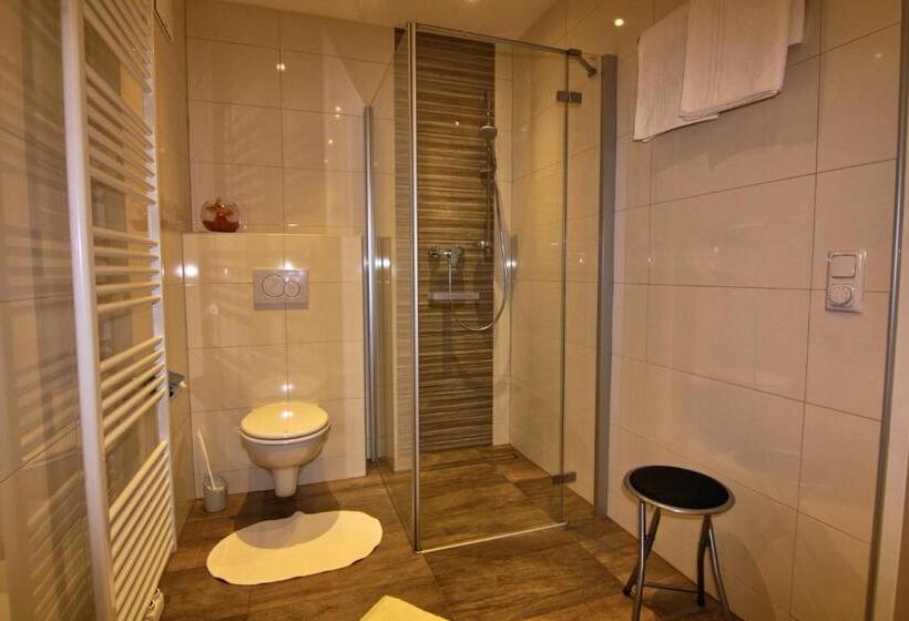 2ベッドルームのスーペリアアパートメント, Haus Scheiber