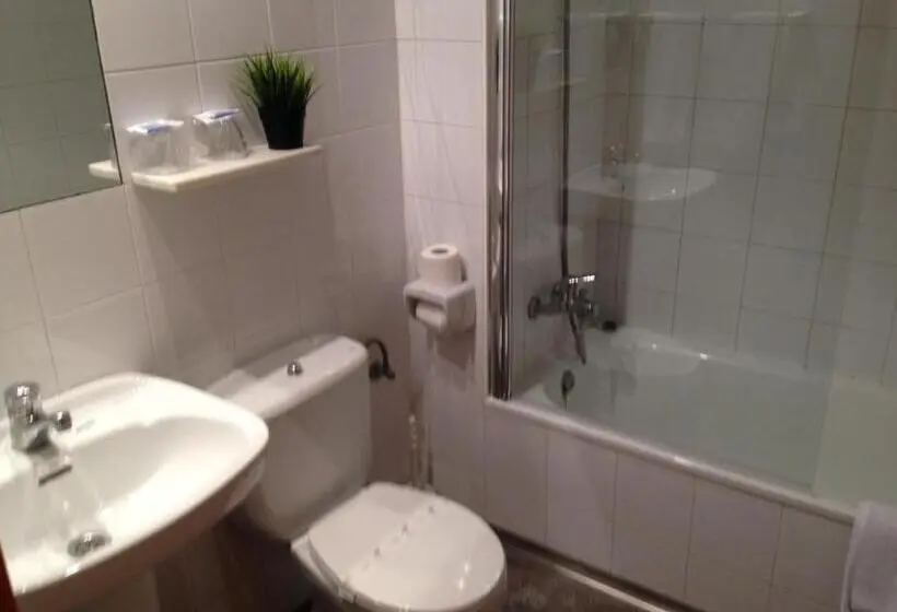 スタンダードトリプルルーム, Hostal Sant Marti