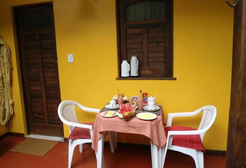 Quarto Triplo Standart, Pousada Caravelas