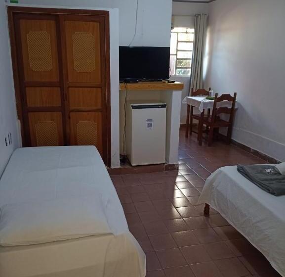 غرفة قياسية ثلاثية, China