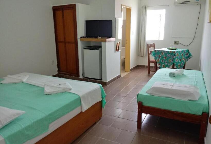 غرفة قياسية ثلاثية, China