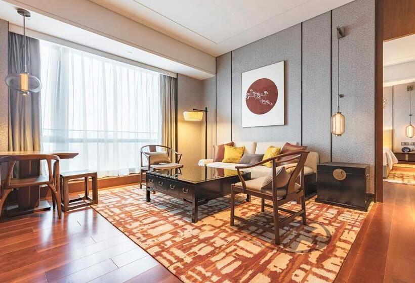 سوئیت با تخت بزرگ, Hualuxe Beijing Xinan