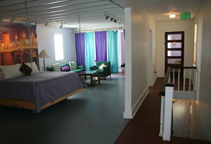 شقة ديلوكس غرفة واحدة, The Loft At Menorcan Square