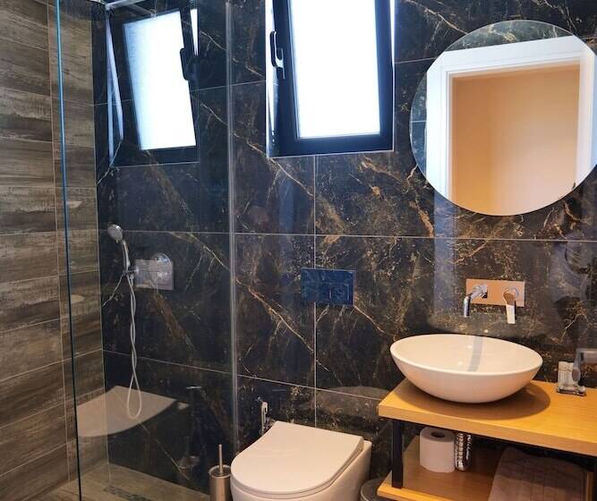 带海景的豪华间, Alexander