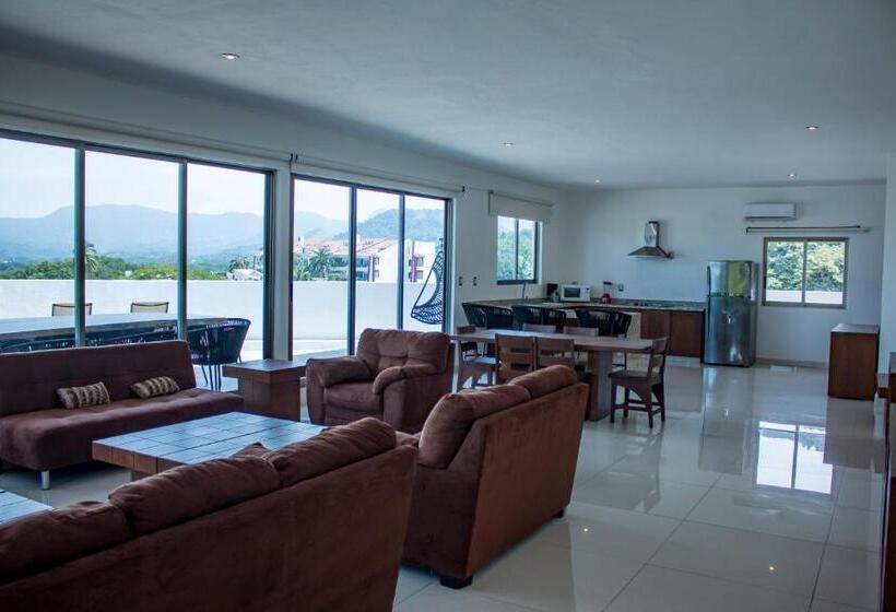 דירת חדר עם טרסה, La Loma Suites