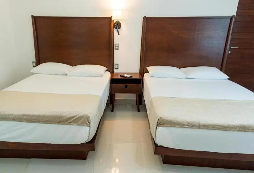Classic Neljän Hengen Huone, La Loma Suites