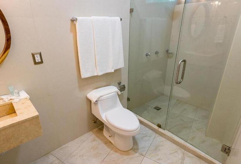 חדר קלאסי לארבעה, La Loma Suites