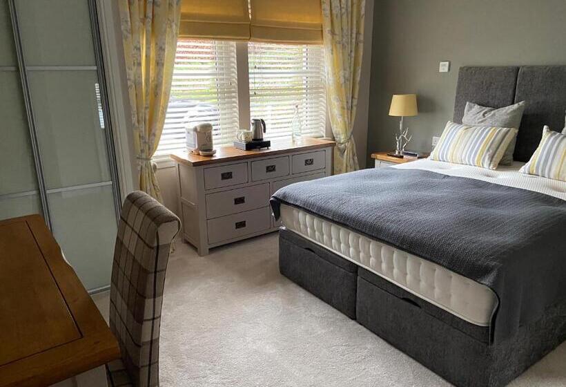 스탠다드 룸 가든 전망, Kirkwirral Guest House   Not Self Catering