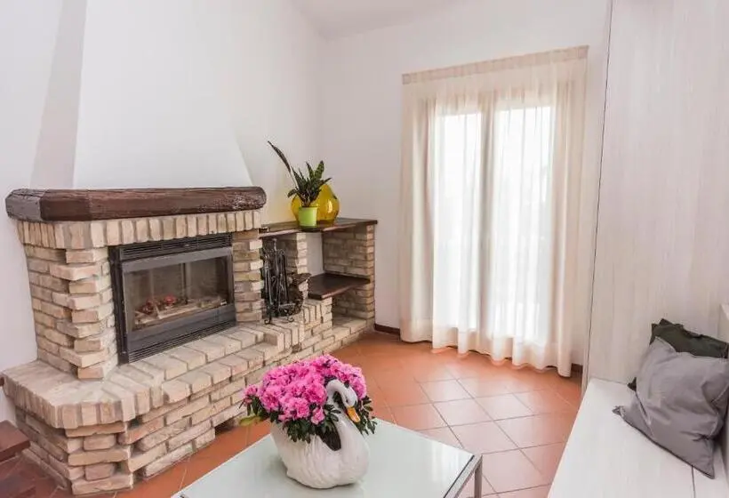 Standard-huone Puutarhanäkymä, Residence Il Giardino Del Cigno