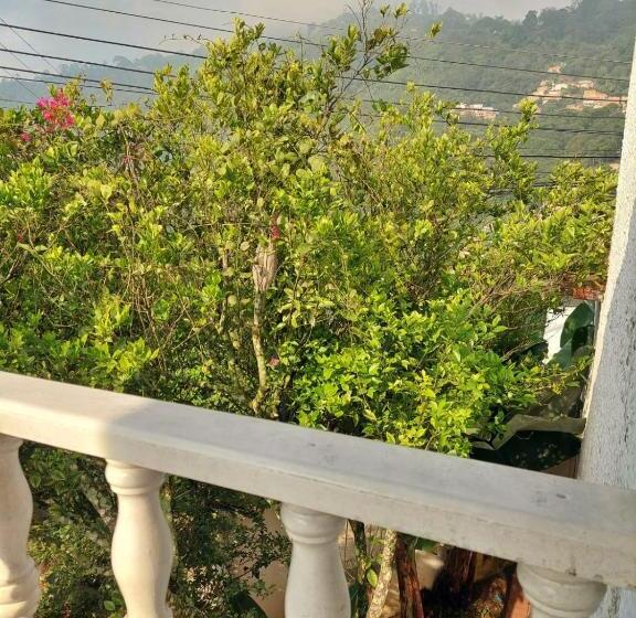 Balkonlu Delüks Oda, Tatami Hostel