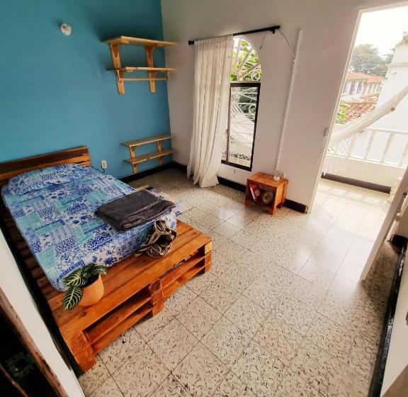 Balkonlu Standart Oda, Tatami Hostel