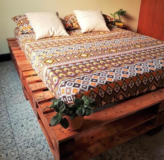 Üç Kişilik Standart Oda, Tatami Hostel