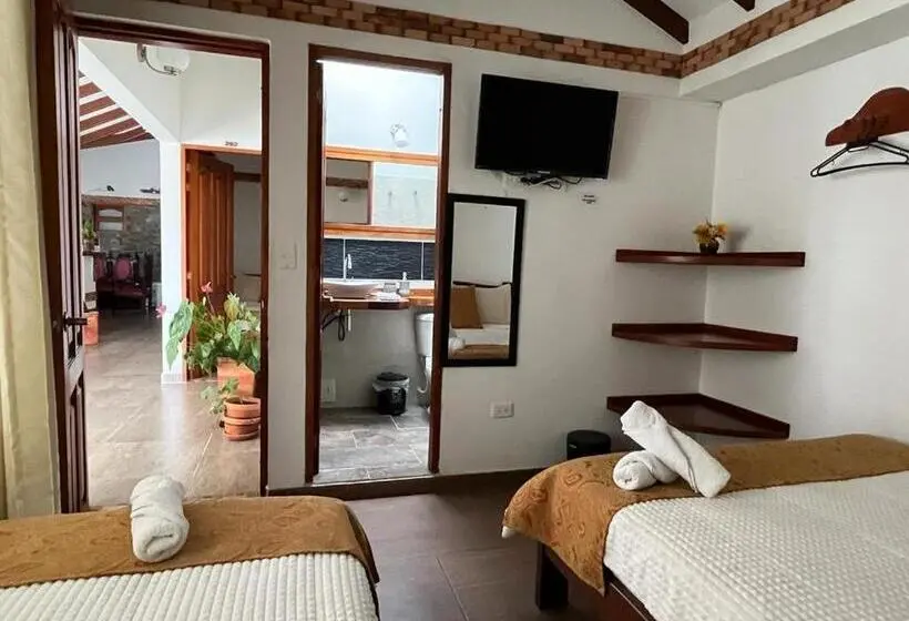 اتاق استاندارد سه نفره, Casa Lewana
