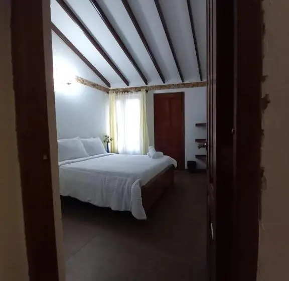 اتاق استاندارد با بالکن, Casa Lewana