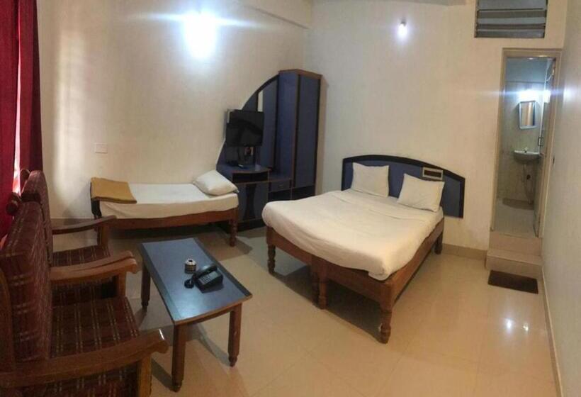 经济型三人房间, Ice Berg Deluxe Lodge