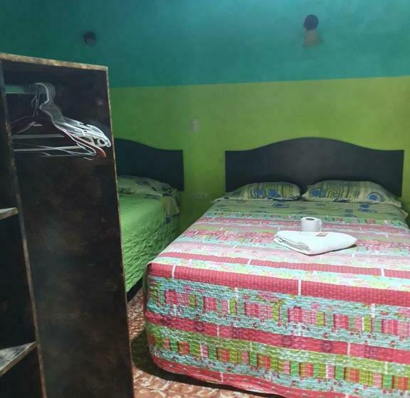 اتاق لوکس, Kasa Kamelot Central