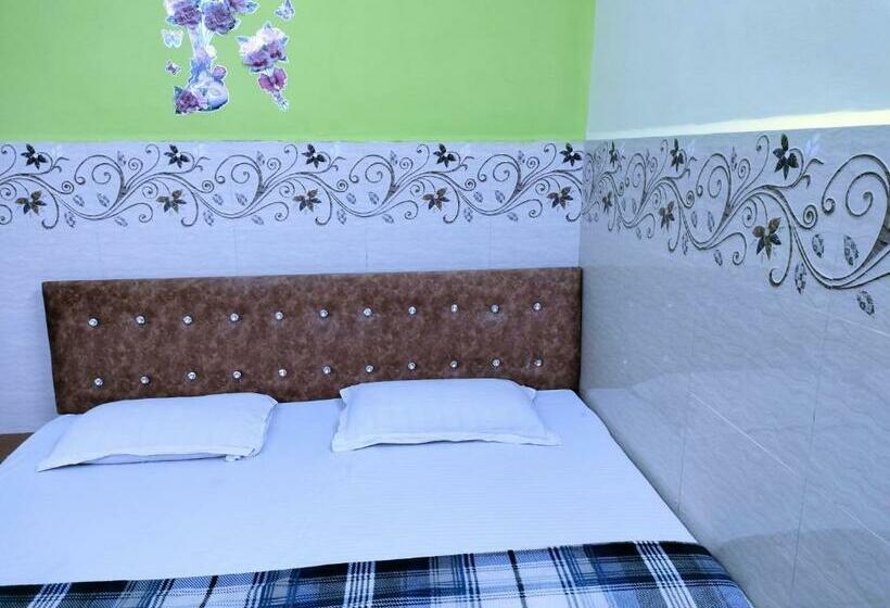 디럭스 룸, Colva Beach Xaviers Guest House