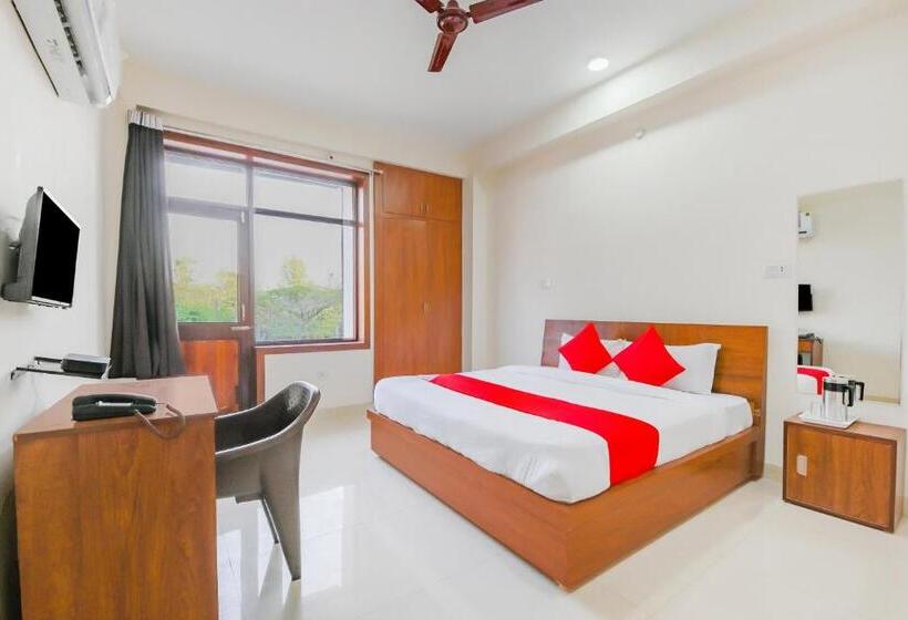 Трехместный Номер Классика, Super Hotel O Baran Road Kota