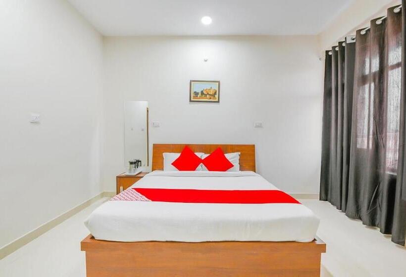 Трехместный Номер Классика, Super Hotel O Baran Road Kota