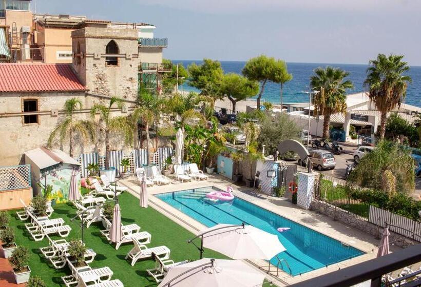 اتاق لوکس چهار تخته, Taormina Hotel Calipso
