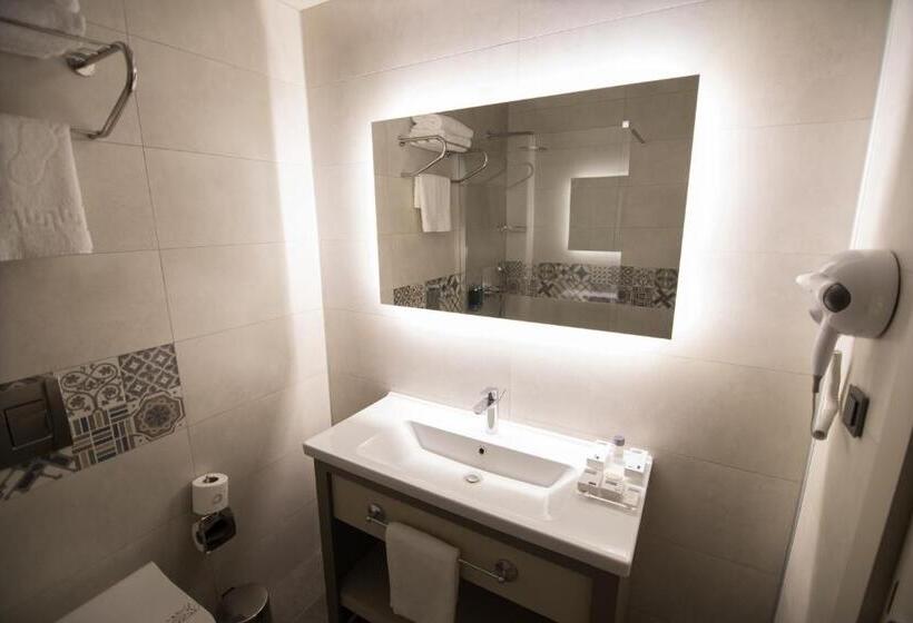 Номер Стандарт Индивидуальный, Dovv Hotel Busıness
