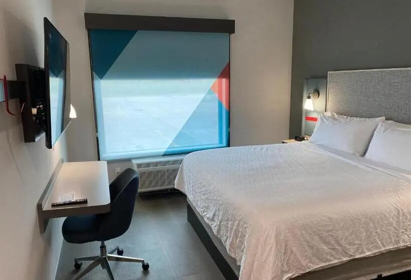 اتاق استاندارد با تخت بزرگ برای معلولان, Avid Hotels Corpus Christi Portland, An Ihg