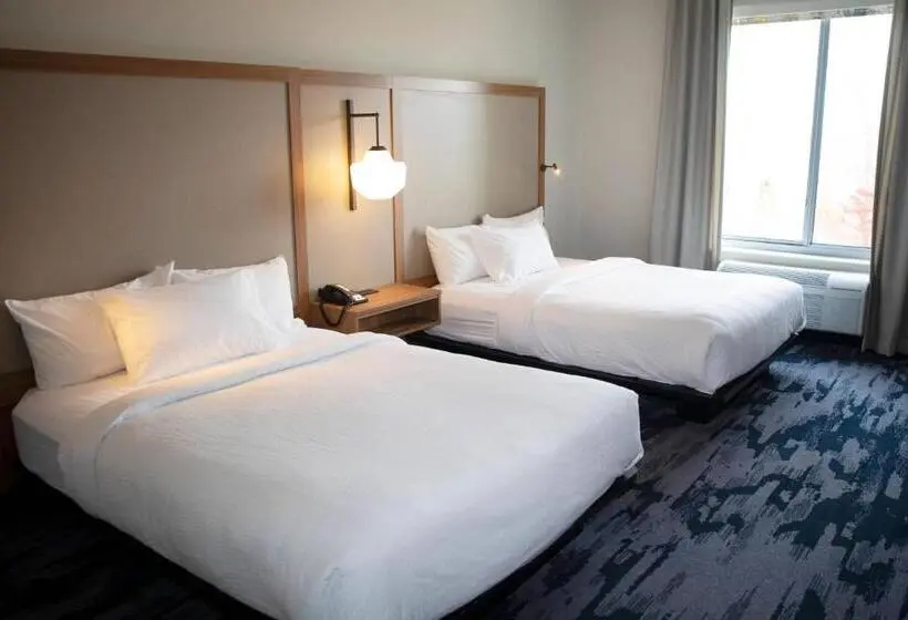 اتاق استاندارد, Fairfield Inn & Suites Marquette