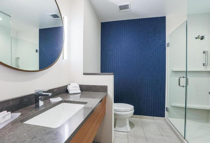 جناح سرير كينج, Fairfield Inn & Suites Marquette