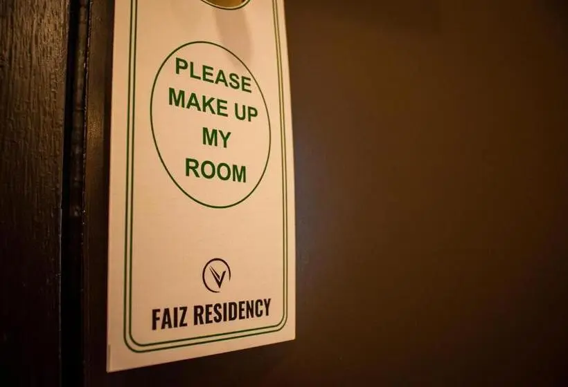 デラックスルーム, Faiz Residency