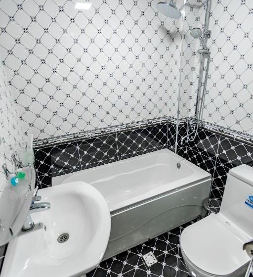 اتاق استاندارد یک نفره, Oydinplaza