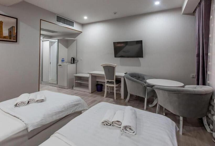 اتاق استاندارد, Oydinplaza