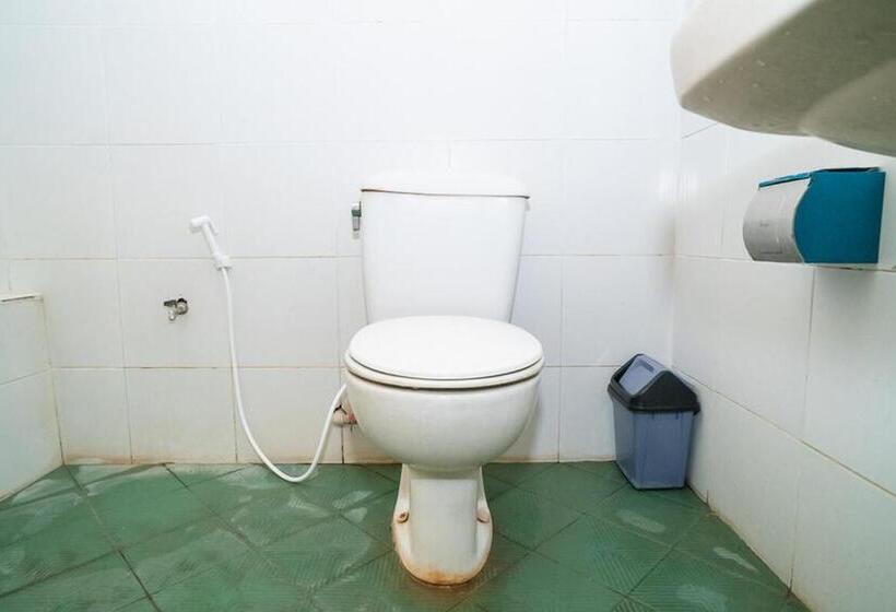 Номер Стандарт Трехместный, Reddoorz Near Kampus 3 Uty Yogyakarta