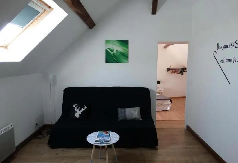 ファミリールーム, Aux Champs Des Châteaux