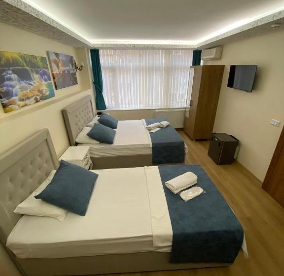 デラックストリプルルーム, üsküdar Otel