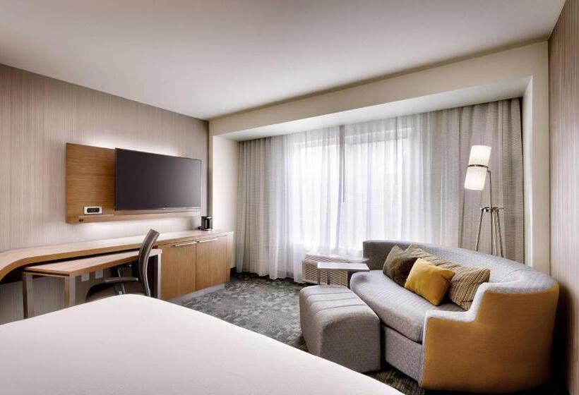 غرفة قياسية سرير كينج, Courtyard By Marriott Atlanta Duluth Downtown