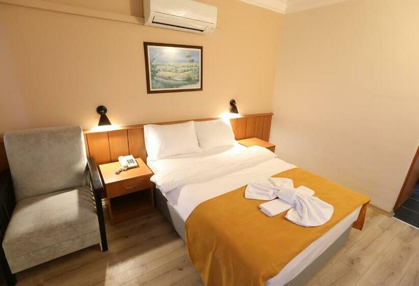 标准间, Luna Piena