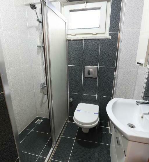 标准间, Luna Piena