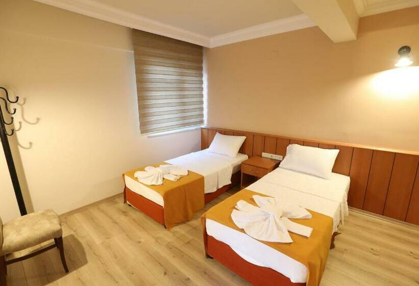 标准间, Luna Piena