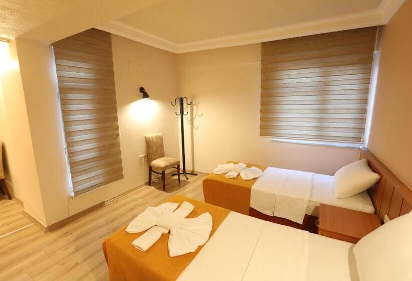 家庭套房, Luna Piena