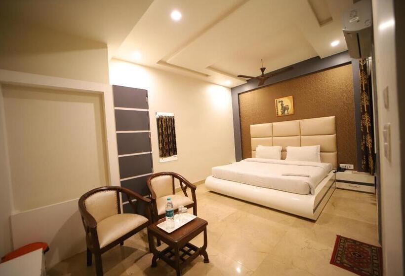 اتاق لوکس, Royal Phoenix