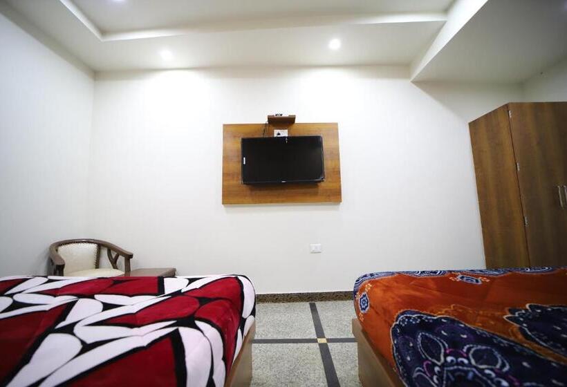 اتاق لوکس, Royal Phoenix