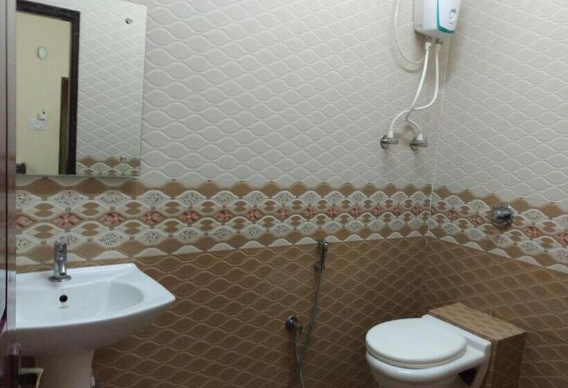 חדר דלוקס, Staymaker Srinivasa Residency