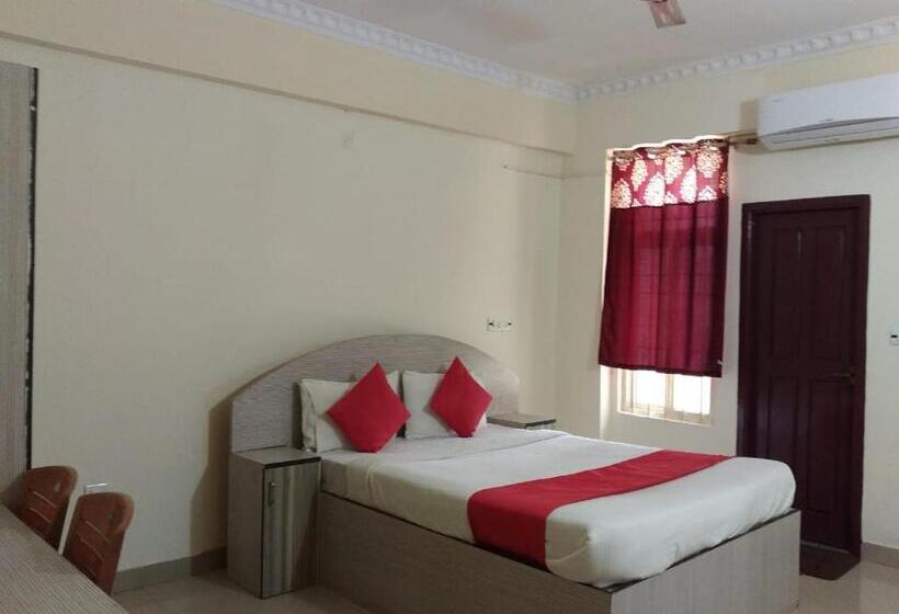 חדר דלוקס, Staymaker Srinivasa Residency