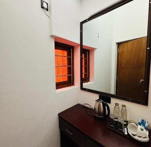 スタンダードルーム, Moi Ella By Dbi