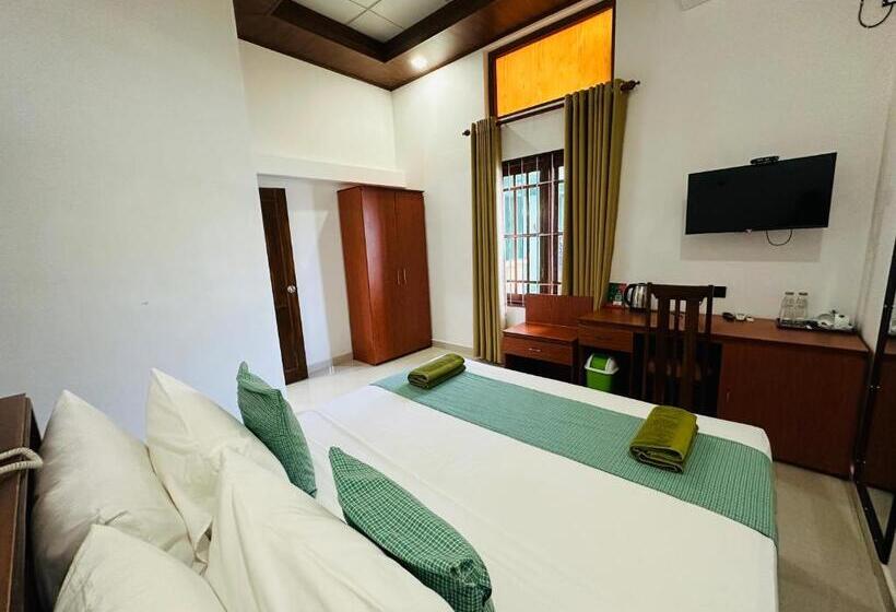 スタンダードルーム, Moi Ella By Dbi